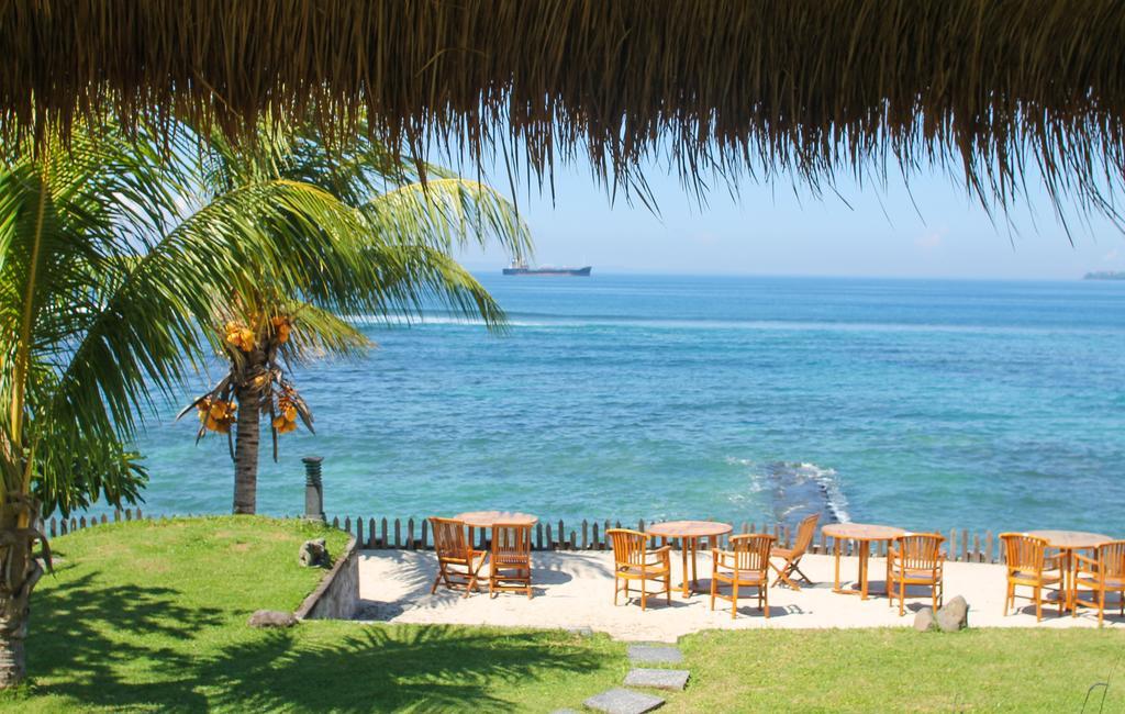 Sea Breeze Candidasa Экстерьер фото